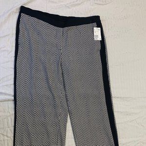 🦜  NWT HM WOMENS PANTS SIZE 16 🦜